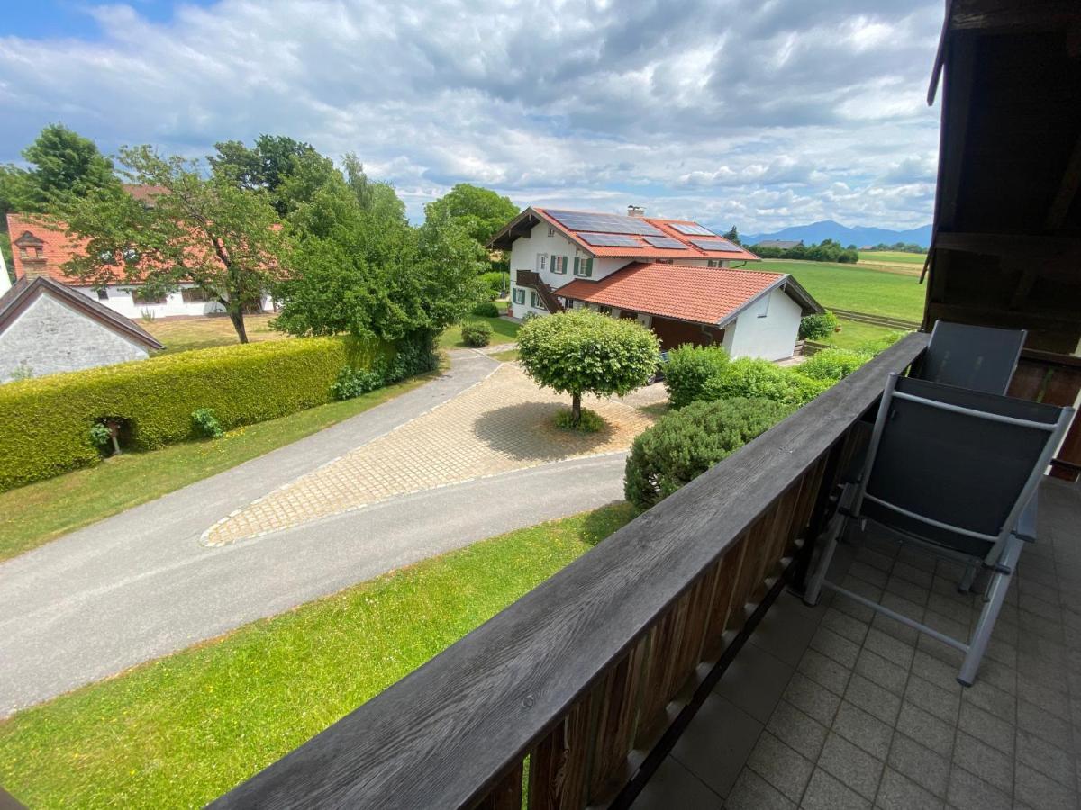 Ferienwohnung Baumgartner Chiemseeliebe 2Og Breitbrunn am Chiemsee Dış mekan fotoğraf